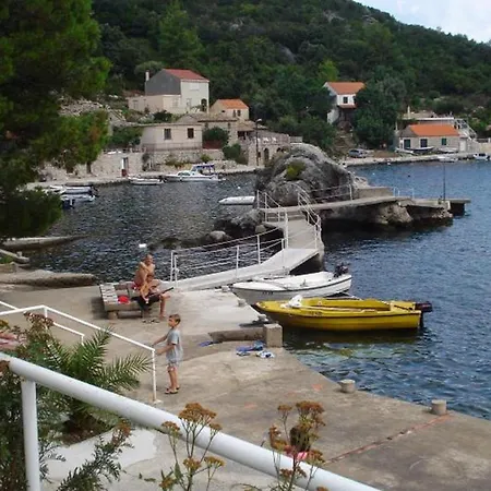 Apartments By The Sea Okuklje, Mljet - 4912 * Maranovici